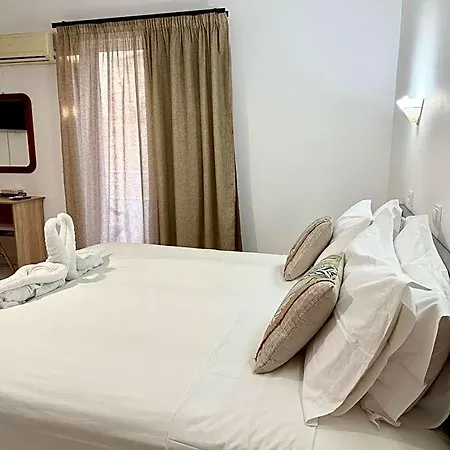 Dorothea - Self-catering